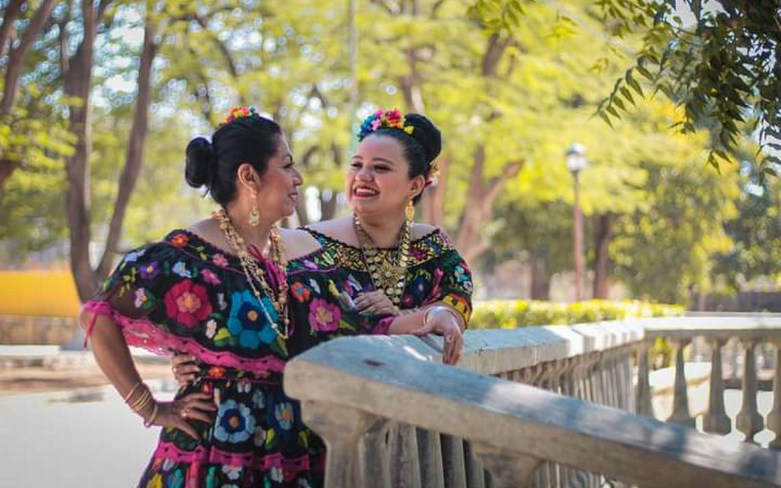 Fabricación del traje de chiapaneca, vestimenta que representa a Chiapas -  El Heraldo de Chiapas | Noticias Locales, Policiacas, sobre México, Chiapas  y el Mundo