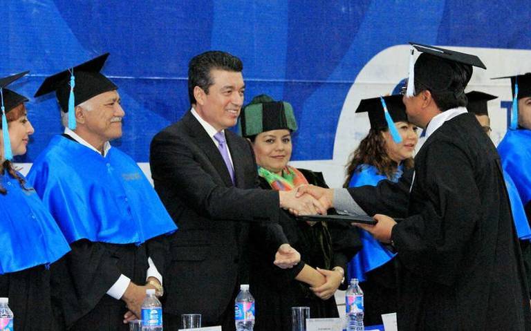 Artículos de graduación se tornan costosos para de Chiapas El Heraldo de Chiapas | Locales, Policiacas, sobre México, Chiapas y el Mundo