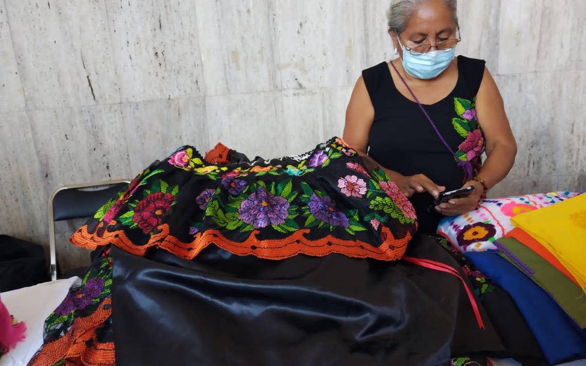 Tradicional vestido de Chiapaneca no muere, pese a crisis económica aún se  vende - El Heraldo de Chiapas | Noticias Locales, Policiacas, sobre México,  Chiapas y el Mundo