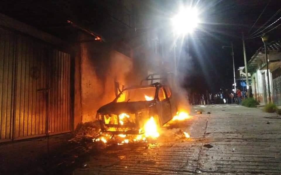 Se deslinda comisariado en Altamirano por la quema de la presidencia - El  Heraldo de Chiapas | Noticias Locales, Policiacas, sobre México, Chiapas y  el Mundo